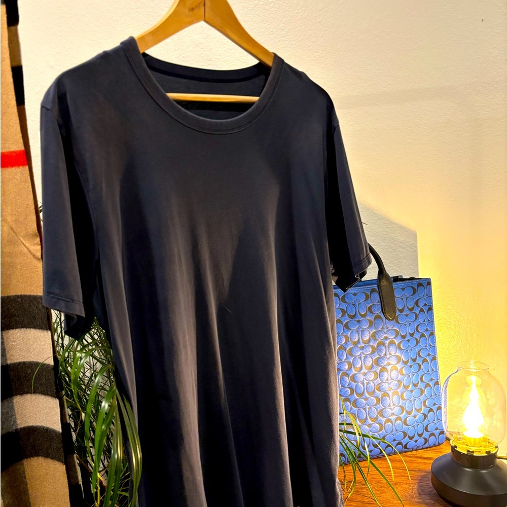 Large Lululemon Navy Men’s Tee